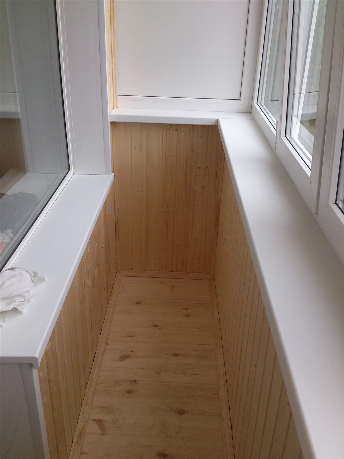 Балкон П-образный, остекление профилем ПВХ 